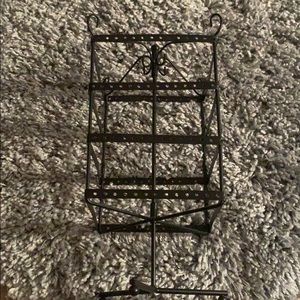 Rotating Jewelry Rack